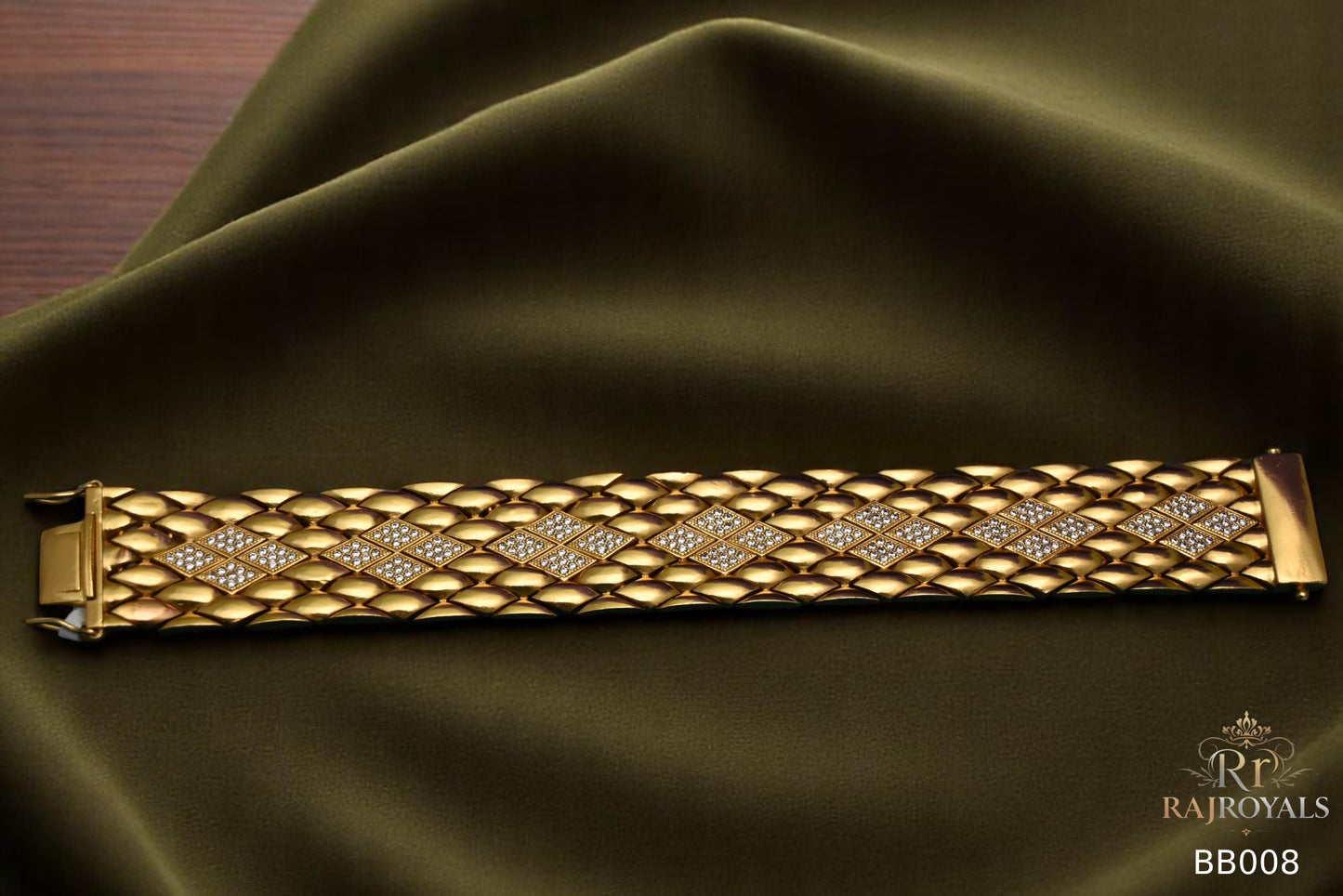 Gold plated kaju katli stons with stylish design for men's Bracelete BB008