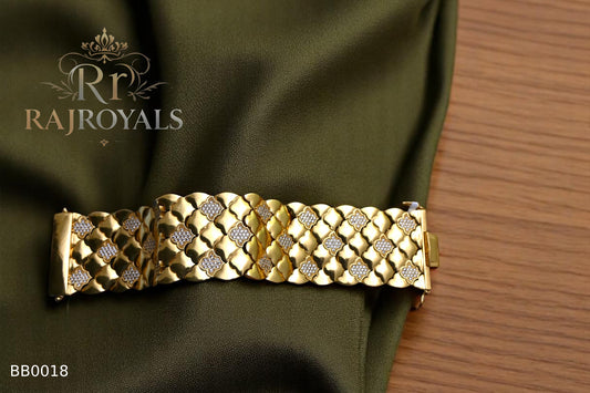 Divinity on Your Wrist Gold-Plated flower logo Bracelet for men's BB0018