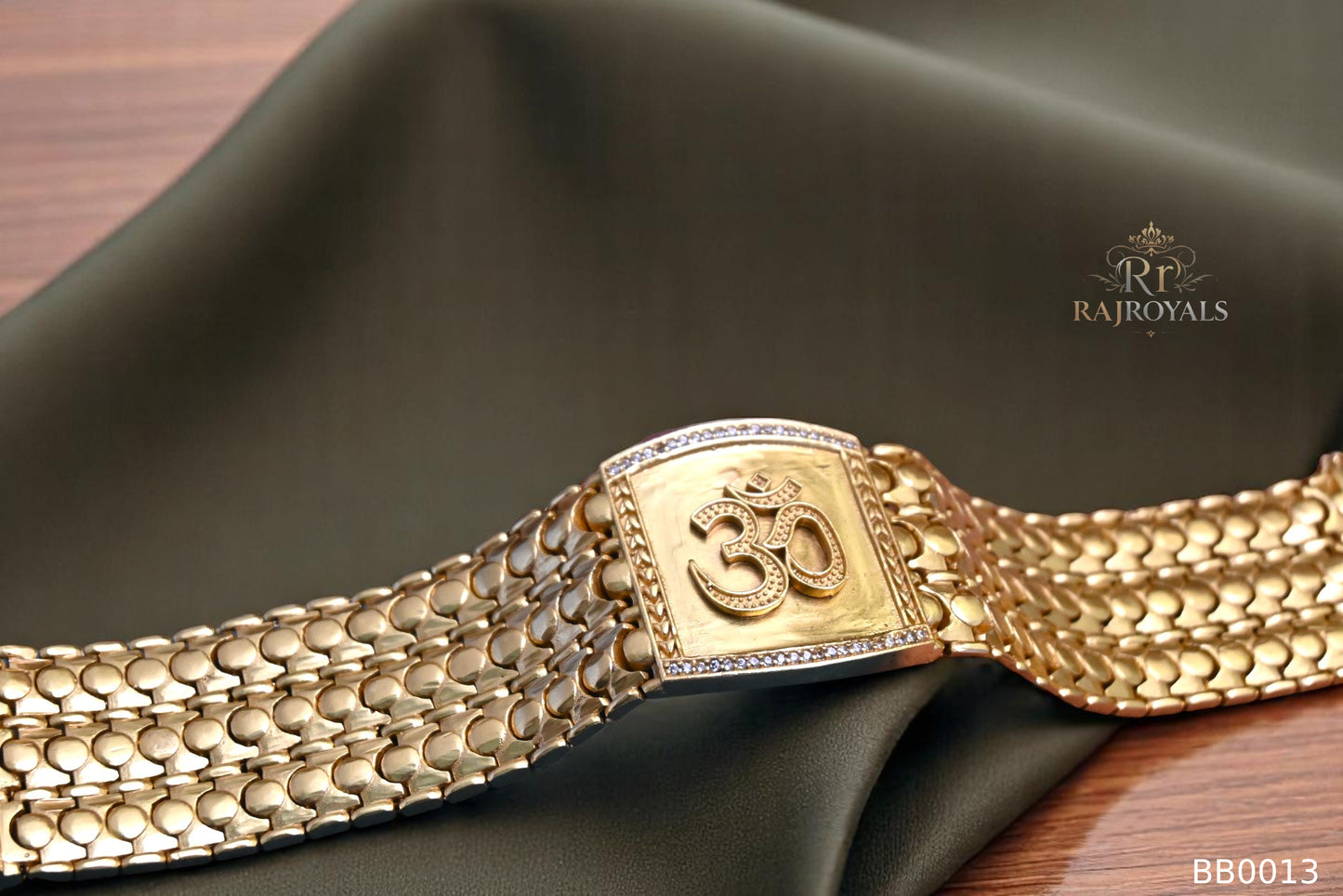 OM Logo Design Mens Fashion Diamond Bracelet BB0013
