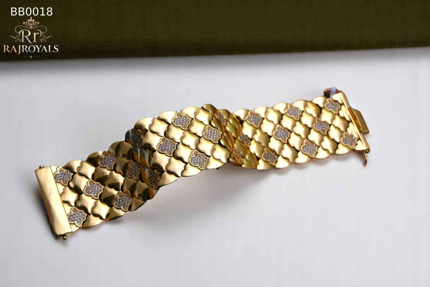 Divinity on Your Wrist Gold-Plated flower logo Bracelet for men's BB0018