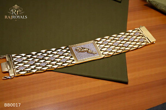 Exclusive  jaguar logo with cz Men’s Fashion Bracelet BB0017
