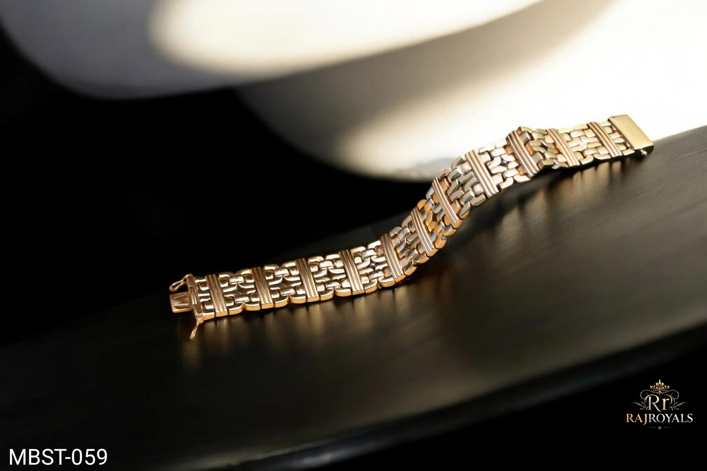 Cartiar Design Men’s Fashion Gold Pleted Lion Logo Bracelet MBST.059